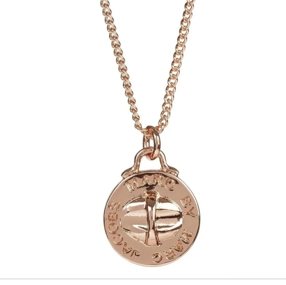 MARC BY MARC JACOBS rose gold turnlock pendant necklace - Picture 1 of 4